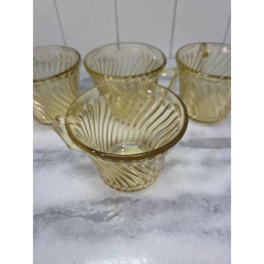 Federal Glass Diana Amber Yellow Coffee Cups, Set of 4, Vtg Twisted Optic Glass‎